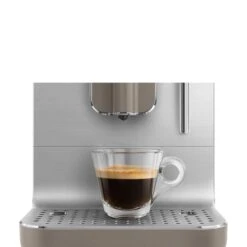 Cafetera Superautomática Smeg BCC02TPMEU -Electrodomésticos Outlet Tienda 92130982 6824824423
