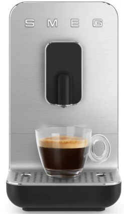 Smeg BCC01BLMEU - Cafetera Súper Automática 19 Bar Café Grano/molido Negra