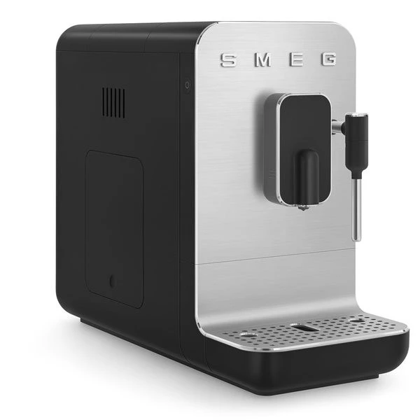 Smeg BCC02BLMEU - Cafetera Súper Automática Con Vapor 19 Bar Negra 2 Smeg BCC02BLMEU - Cafetera Súper Automática Con Vapor 19 Bar Negra - Imagen 2