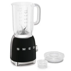 SMEG BLF01BLEU - Batidora De Vaso 4 Niveles Velocidad 1,5l 800W Color Negro -Electrodomésticos Outlet Tienda smeg blf01bleu batidora de vaso 4 niveles velocidad 1 5l 800w color negro 0025239 600px