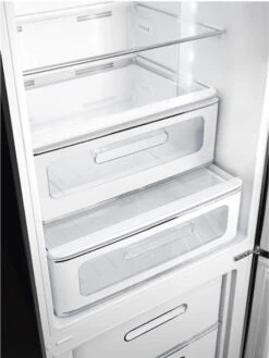 Smeg FAB32RBL5 - Frigorífico Combi 196,8x60,1cm 50's Style D Negro -Electrodomésticos Outlet Tienda smeg fab32rbl5 frigorifico combi 196 8x60 1cm 50 s style a negro 0045100 600px