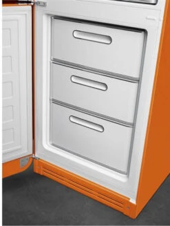 Smeg FAB32LOR5 - Frigorífico 196,8x60,1cm 50's Style Naranja Clase D -Electrodomésticos Outlet Tienda smeg fab32ror5 frigorifico 196 8x60 1cm 50 s style naranja clase d 0045399 600px