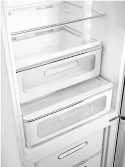 Smeg FAB32RWH5 - Frigorífico Combi 196,8x60,1cm 50's Style Blanco D -Electrodomésticos Outlet Tienda smeg fab32rwh5 frigorifico combi 196 8x60 1cm 50 s style blanco d 0045226 600px