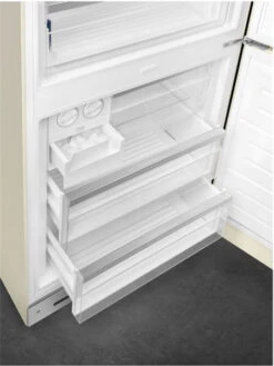 Smeg FAB38RCR5 - Frigorífico Combi 205x70,6cm NoFrost Crema E -Electrodomésticos Outlet Tienda smeg fab38rcr5 frigorifico combi 205x70 6cm nofrost crema e 0046059 600px