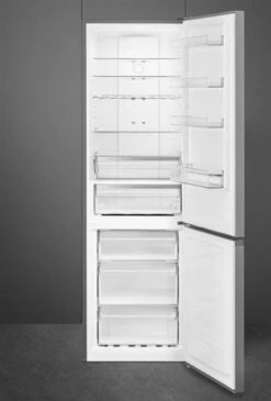 Smeg FC20WDNE - Frigorífico Combi De 200x60x59,2 Cm Clase E Blanco 9 Smeg FC20WDNE - Frigorífico Combi De 200x60x59,2 Cm Clase E Blanco -Electrodomésticos Outlet Tienda smeg fc20wdne frigorifico combi de 200x60x59 2 cm clase e blanco 0068331 600px