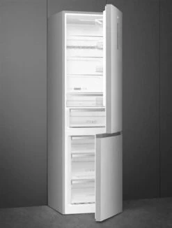 Smeg FC21XDND - Frigorífico Combi No Frost 200x60cm Clase D Look Inox -Electrodomésticos Outlet Tienda smeg fc21xdnd frigorifico combi no frost 200x60cm clase d look inox 0066835 600px