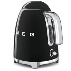 SMEG KLF03BLEU - Hervidor Capacidad 1,7 Lt Línea Años 50 2400W Color Negro -Electrodomésticos Outlet Tienda smeg klf03bleu hervidor capacidad 1 7 lt linea anos 50 2400w color negro 0025100 600px