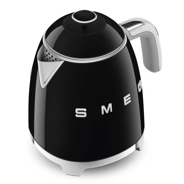 Smeg KLF05BLEU - Mini Hervidor Negro Estilo Años 50 0.8 Litros 5 Smeg KLF05BLEU - Mini Hervidor Negro Estilo Años 50 0.8 Litros - Imagen 5