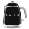 Smeg KLF05BLEU - Mini Hervidor Negro Estilo Años 50 0.8 Litros