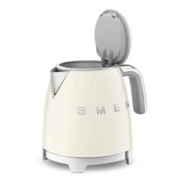 Smeg KLF05CREU - Hervidor Crema Estilo Años 50 0.8 Litros 18 Smeg KLF05CREU - Hervidor Crema Estilo Años 50 0.8 Litros -Electrodomésticos Outlet Tienda smeg klf05creu mini hervidor crema estilo anos 50 0 8 litros 0057927 600px