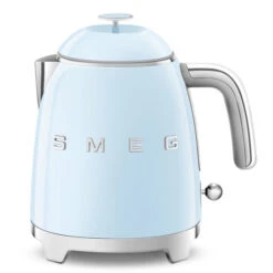 Smeg KLF05PBEU - Mini Hervidor Azul Estilo Años 50 0.8 Litros