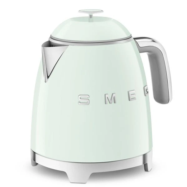 Smeg KLF05PGEU - Mini Hervidor Verde Estilo Años 50 0.8 Litros 3 Smeg KLF05PGEU - Mini Hervidor Verde Estilo Años 50 0.8 Litros - Imagen 3