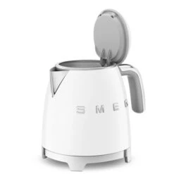 Smeg KLF05WHEU - Mini Hervidor Blanco Estilo Años 50 0.8 Litros 15 Smeg KLF05WHEU - Mini Hervidor Blanco Estilo Años 50 0.8 Litros -Electrodomésticos Outlet Tienda smeg klf05wheu mini hervidor blanco estilo anos 50 0 8 litros 0057836 600px