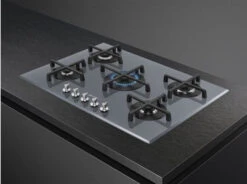 Smeg PV175S2 - Placa Gas Natural 72cm Biselado Cristal Antracita -Electrodomésticos Outlet Tienda smeg pv175s2 placa gas natural 72cm biselado cristal antracita 0044516 600px